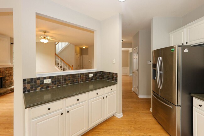 Building Photo - 2895 Haynes Club Cir SW