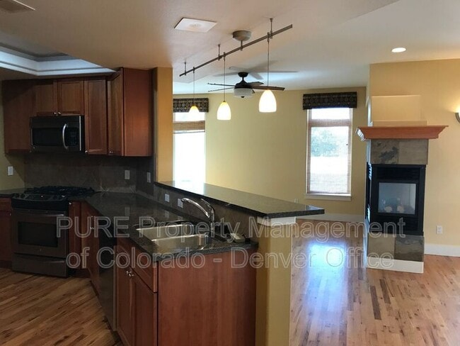 Building Photo - 1080 E 13th Ave