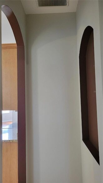 Building Photo - 421 Holly Fern Trl