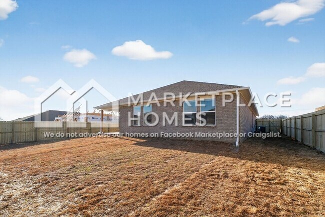 Building Photo - 3050 Rosalee Ln