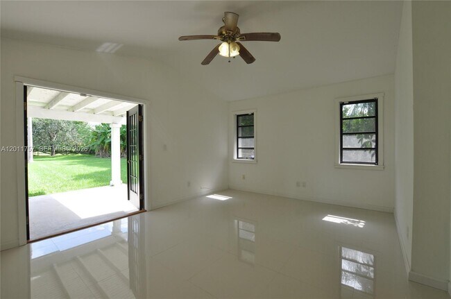 Building Photo - 16760 SW 280th St