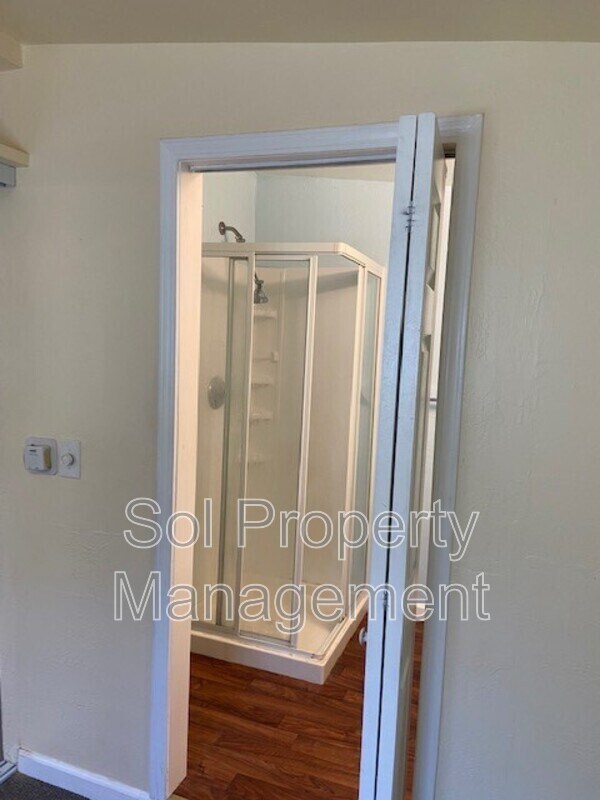 Building Photo - 4452 Soquel Dr