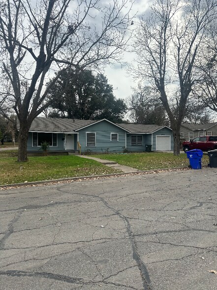 Building Photo - 4200 Harlan Ave