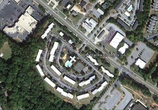 Building Photo - College Glen Condominiums