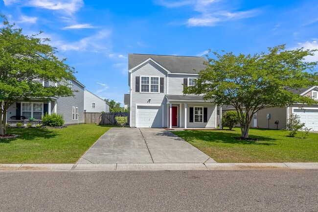 Building Photo - Charming 3BR Home with Private Fenced Backyard in Hunter’s Bend – Move-In Ready!