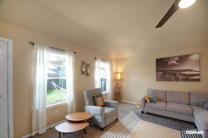 Building Photo - 28706 Innes Park Pl