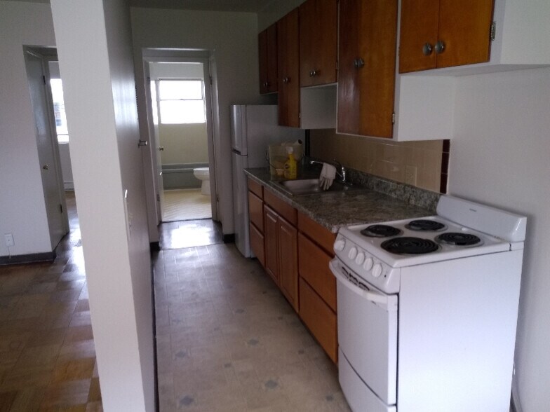 Building Photo - 1741 S Hanford St