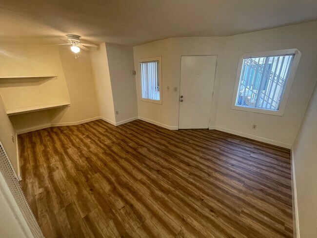 Building Photo - Charming & Spacious Studio – Steps from th...