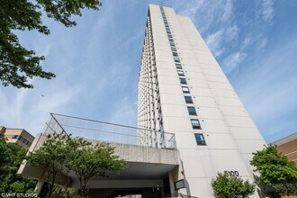 Building Photo - 5100 N Marine Dr