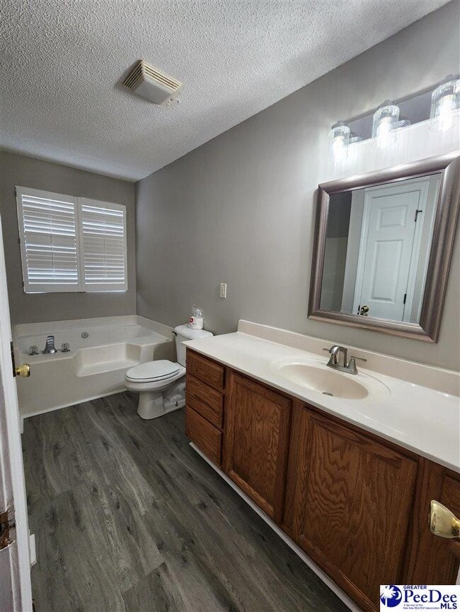Building Photo - 2125 Sanderling Dr