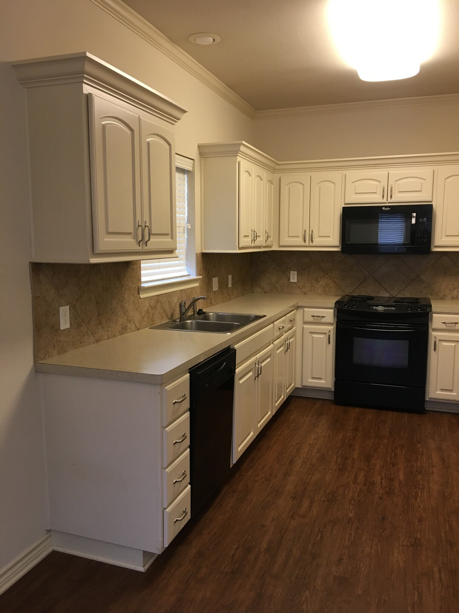 Building Photo - 6222 Ashton Ct