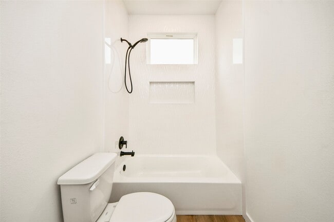 Building Photo - 5201 Fairchild St