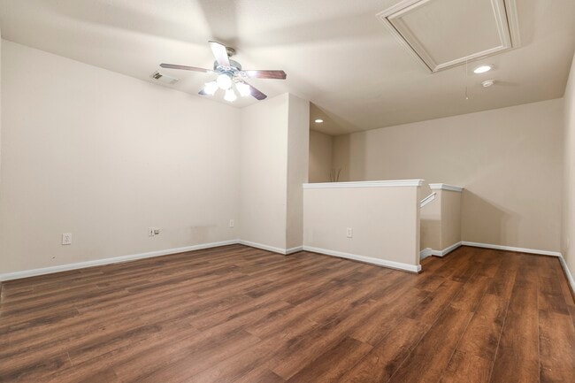 Building Photo - 1146 Glenwood Canyon Ln