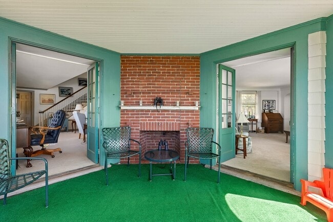 Building Photo - 37 Marmion Way