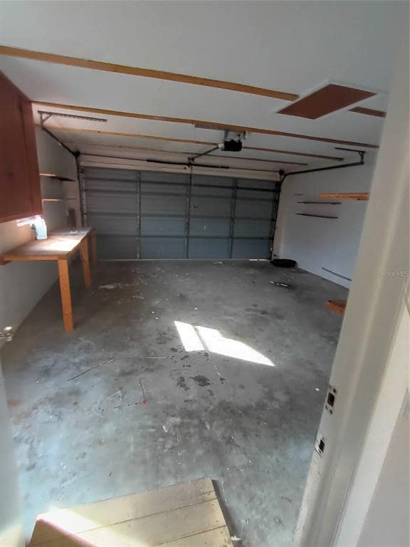 Building Photo - 10585 N Spaulding Dr