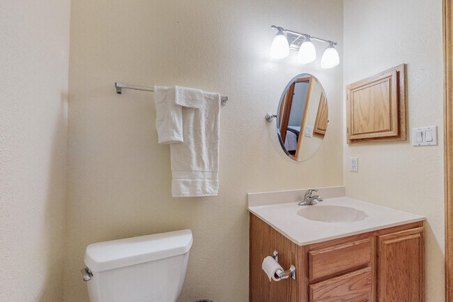 Building Photo - 7804 Juneberry St NW