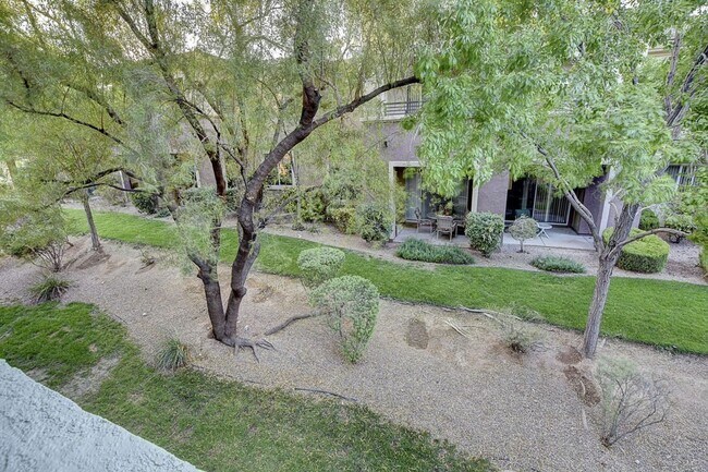 Building Photo - 716 Peachy Canyon Cir