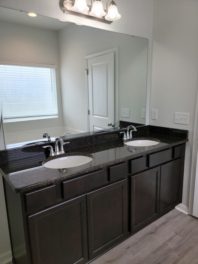 Building Photo - Coastal Point