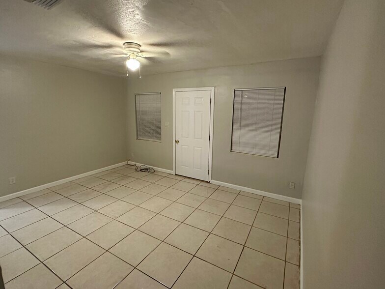 living room - 7725 Cassino Ave