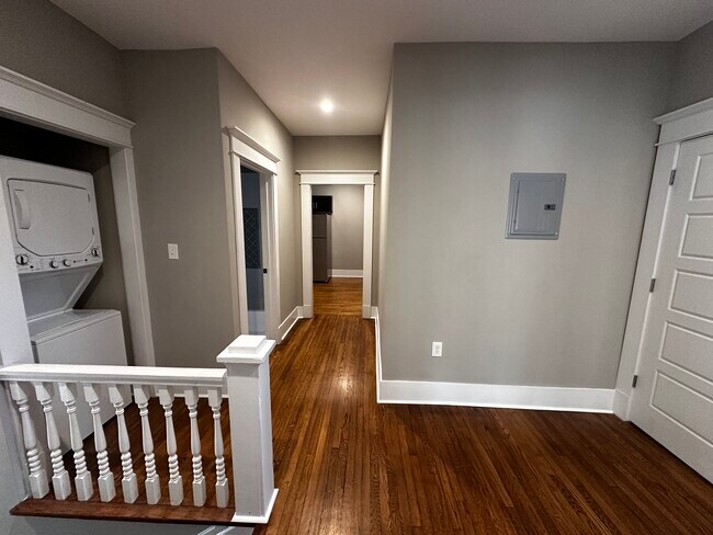 Building Photo - 226 N McNeil St