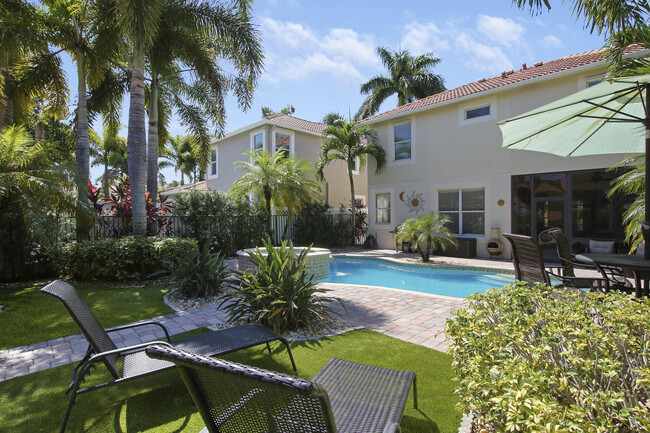 Building Photo - 8210 Calterra Dr