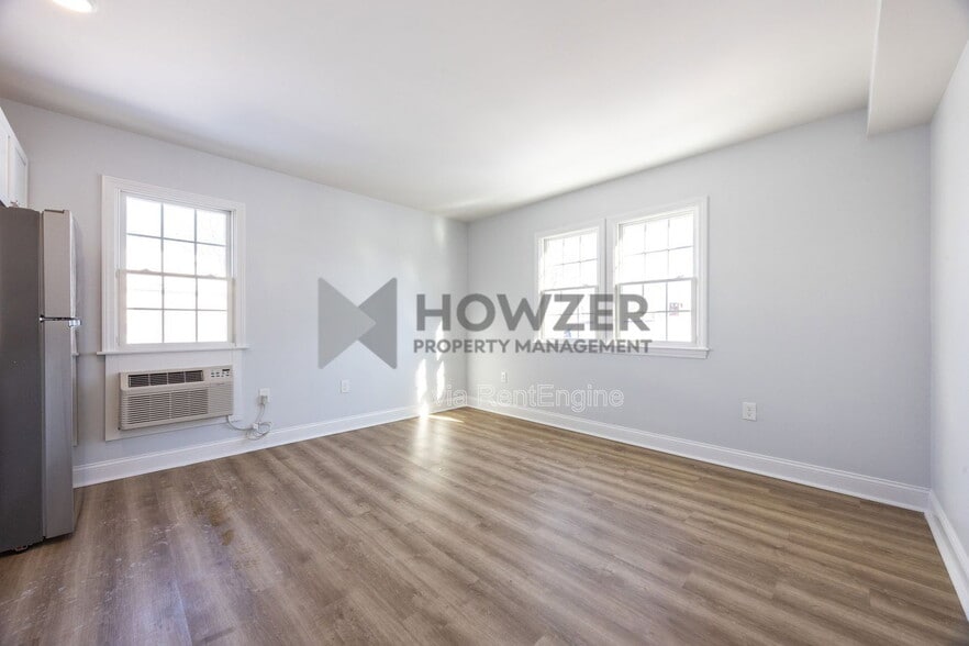 Building Photo - 50 Yarmouth Rd