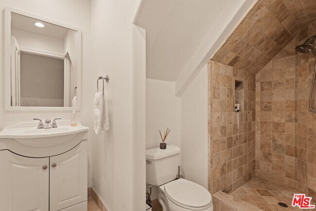 Building Photo - 10834 Portofino Pl