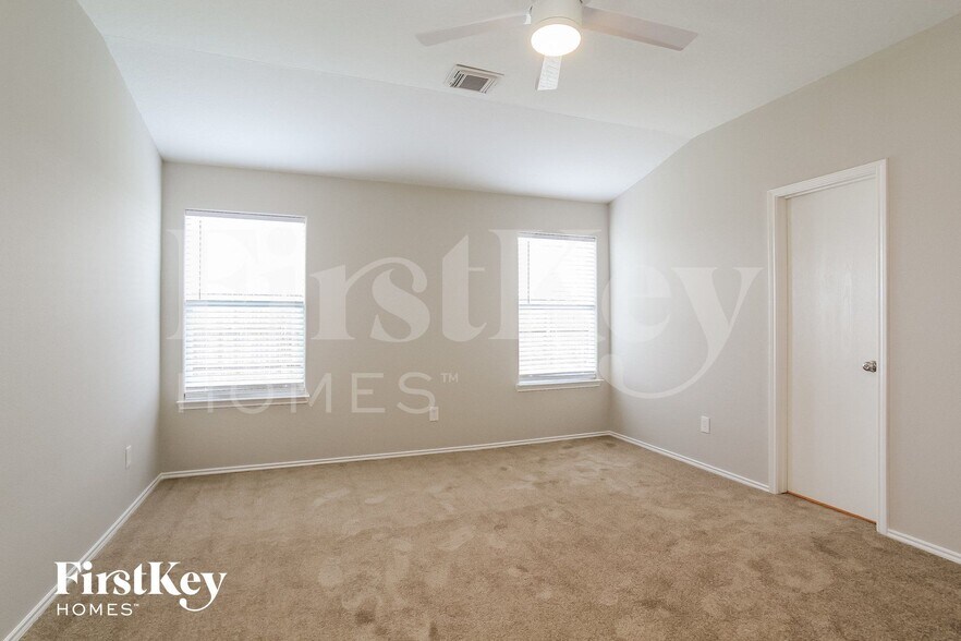 Building Photo - 8110 Berkely Ct