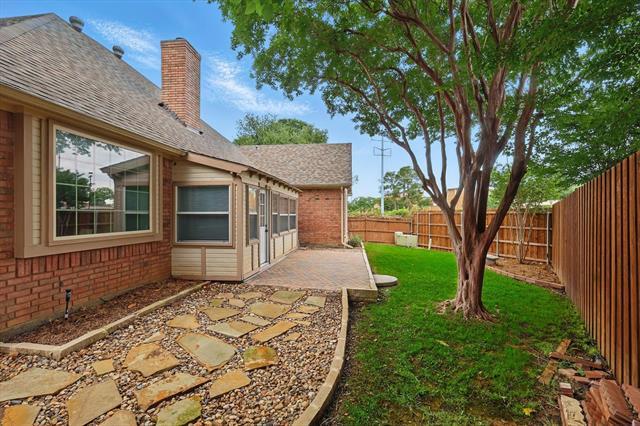 Building Photo - 2413 Oak Brook Dr