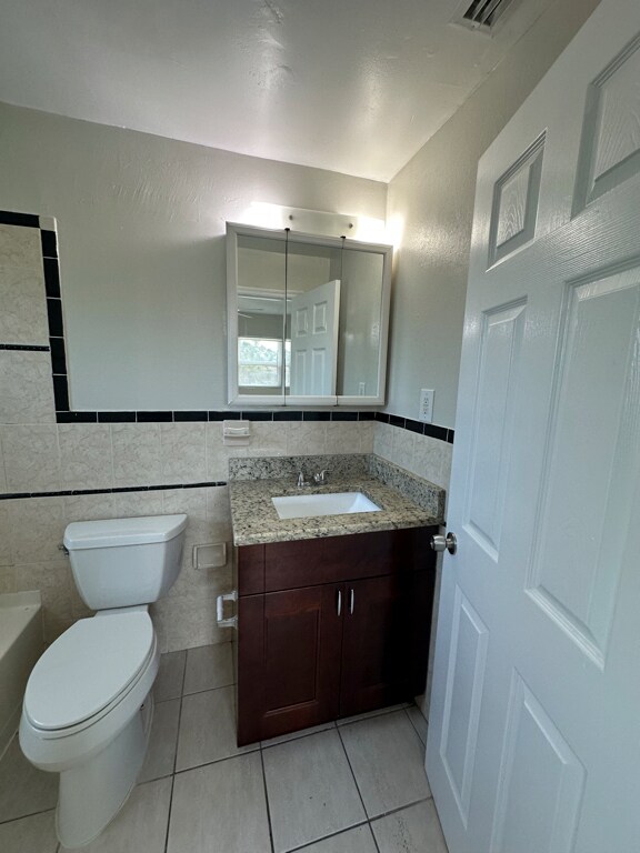 Building Photo - 8125 Winged Foot Dr