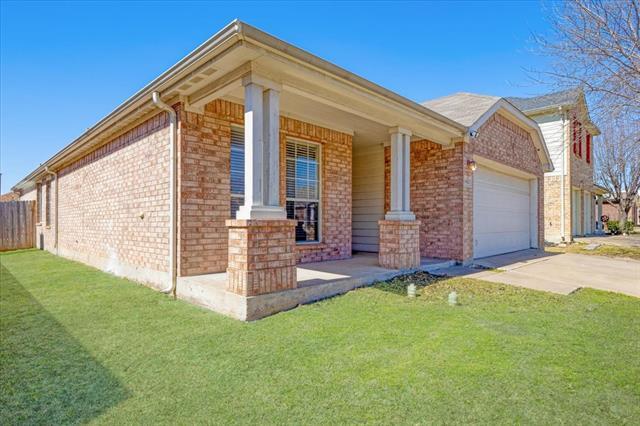 Building Photo - 8420 Silverbell Ln