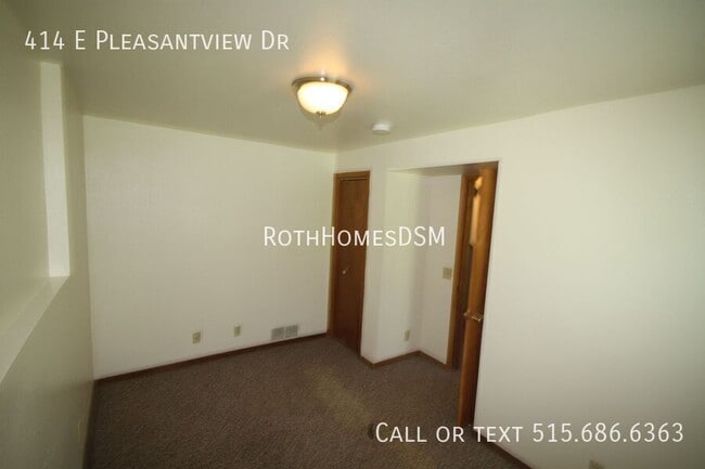 Building Photo - 414 E Pleasant Vw Dr