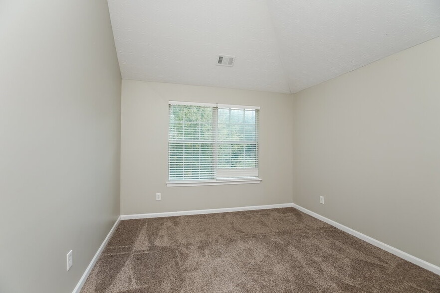 Building Photo - 3711 Monticello St