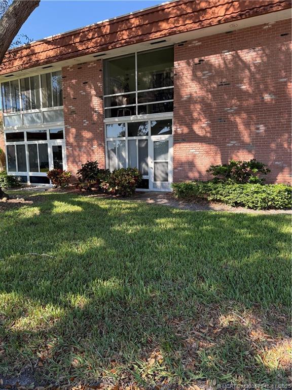 Primary Photo - 1225 NW 21st St