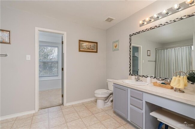 Building Photo - 4601 Water Lily Ave
