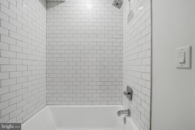 Building Photo - 3626 N 19th St