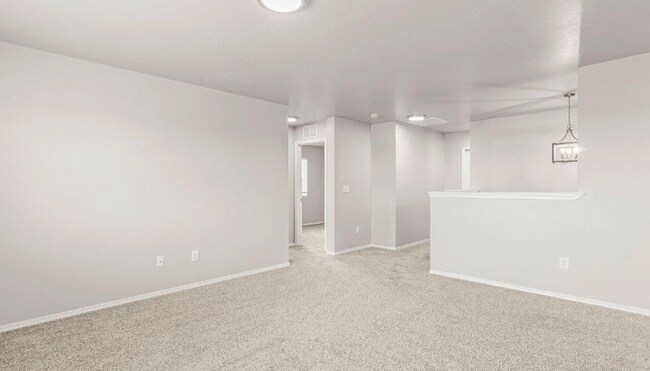 Building Photo - 4 Bed 2.5 bath with a 3 car garage