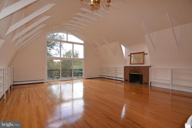 Building Photo - 6540 Crummeys Run Ln