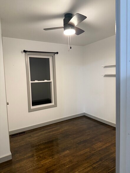 Building Photo - 2397 Railroad St
