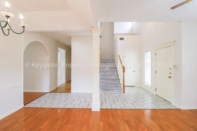 Building Photo - 4 Bed | 2 Bath in Broken Arrow!