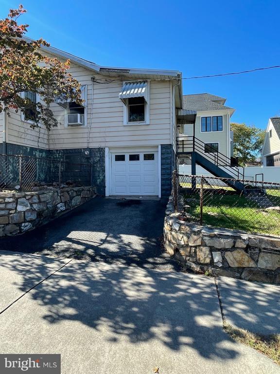 Building Photo - 2501 11th St N