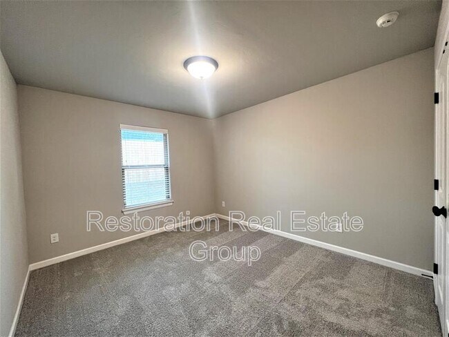 Building Photo - 500 NW 176th St