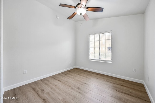 Building Photo - 2150 W Alameda Rd