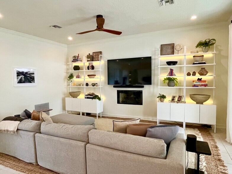 Family Room - 1224 Alexandra Ct