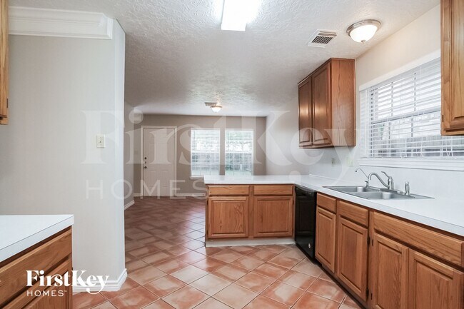 Building Photo - 3606 Beckett Ridge Dr