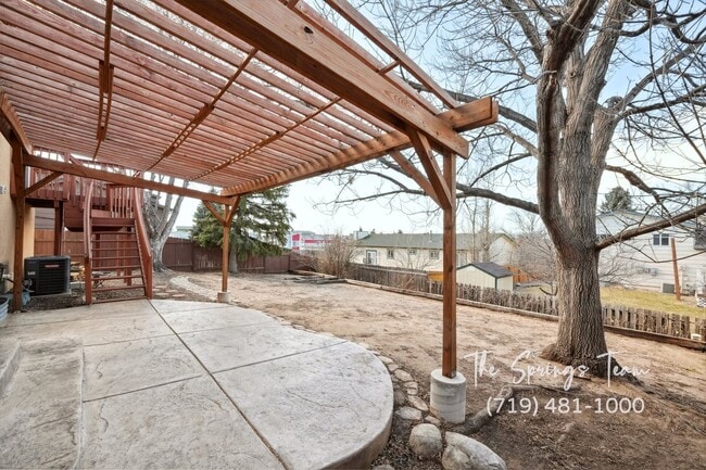 Building Photo - 874 Hoosier Dr