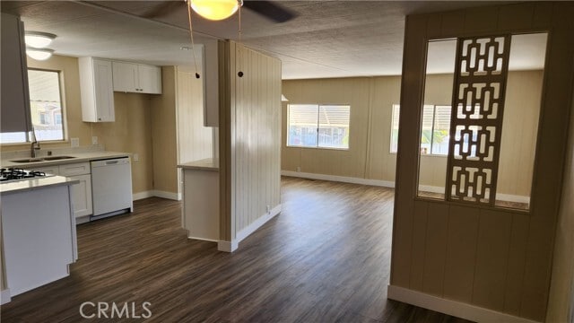 Building Photo - 26102 Bamboo Palm Dr