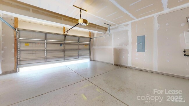 Building Photo - 10848 Tailwater St