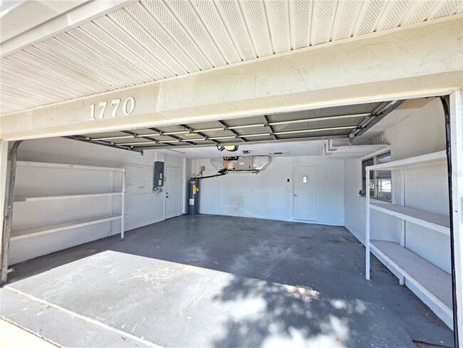 Building Photo - 1770 Elm Dr