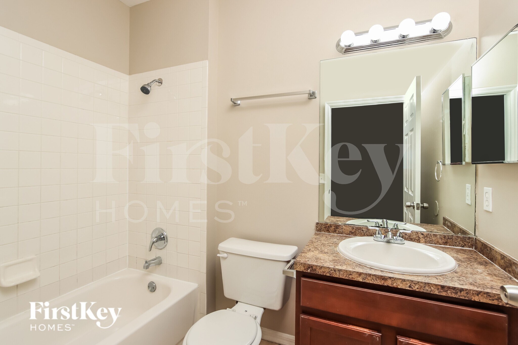 Building Photo - 133 Dahl Ave